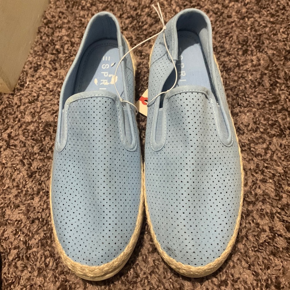 NWT slip on shoes size 8